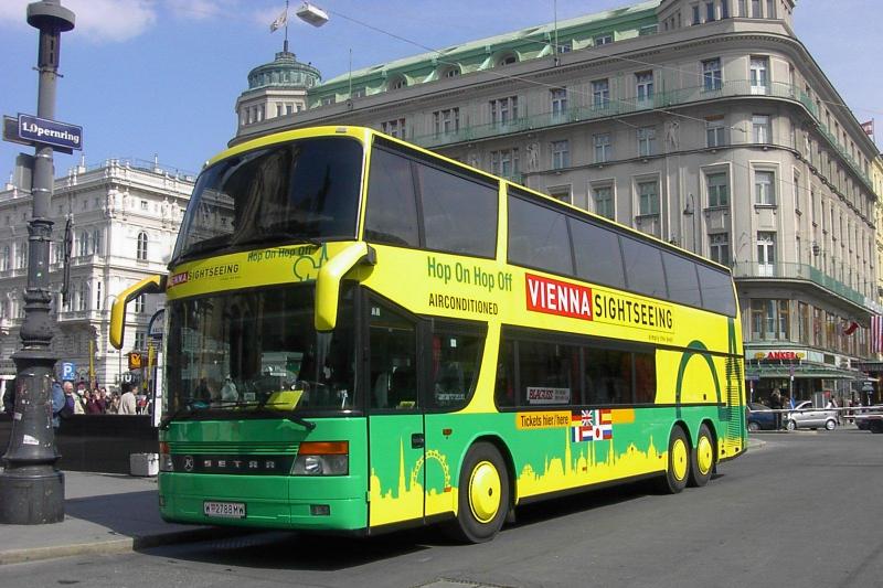 维也纳观光巴士