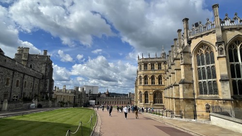 英国伦敦一日游：温莎城堡+牛津徒步+巨石阵（周一/六中文）