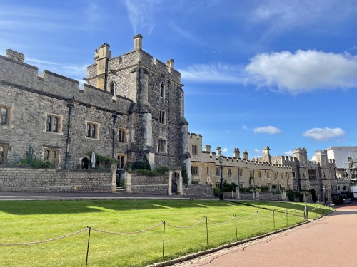 英国伦敦一日游：温莎城堡+牛津徒步+巨石阵（周一/六中文）