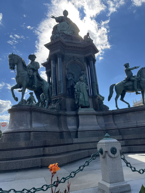 【经典热卖】访新怀旧看东欧-捷斯匈奥德法 6国9日之旅