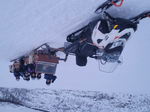 7日纵贯拉普兰极光破冰之旅•芬兰圣诞老人村|破冰船|帝王蟹之旅|狗拉雪橇|雪地摩托追极光|极地VR列