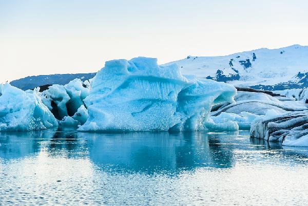 冰岛四日游：斯奈山半岛+南部海岸+杰古沙龙冰河湖+蓝冰洞（18人英文小巴团）