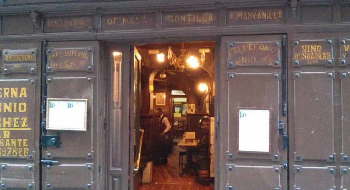 马德里晚间小吃之旅（2人起订）