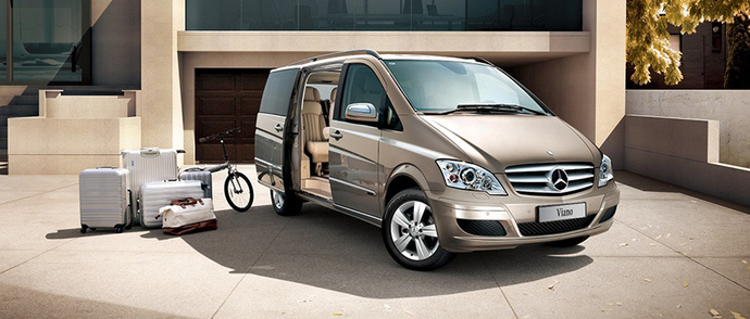 布拉格鲁济涅国际机场(PRG) - 布拉格市区(中英文接送机)