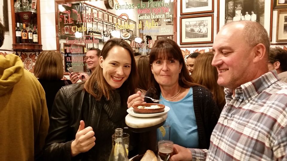 马德里晚间小吃之旅（2人起订）