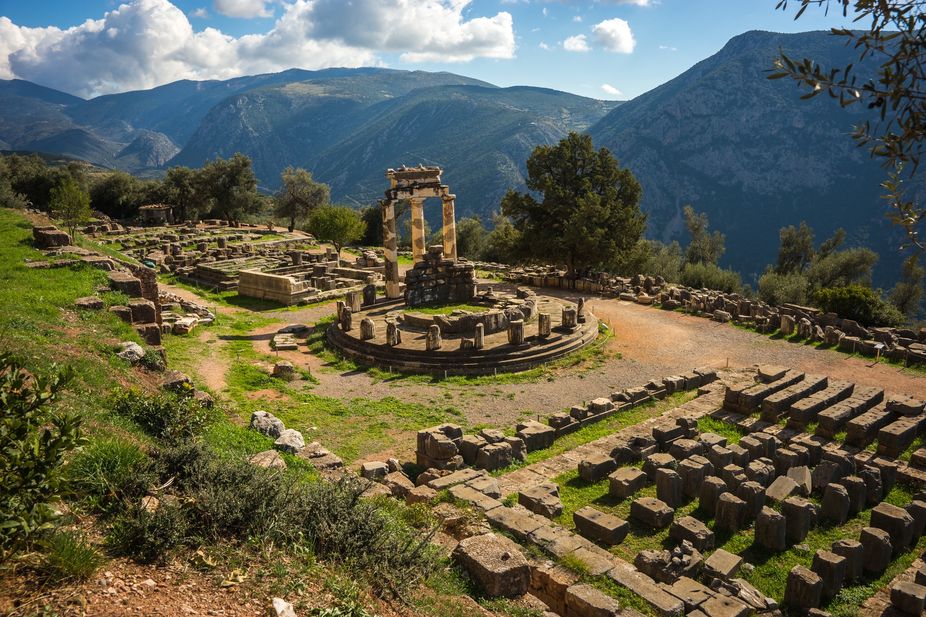 希腊梅黛奥拉天空之城+德尔菲+伯罗奔尼撒+扎金索斯4日私家团•2人起订•一单一团